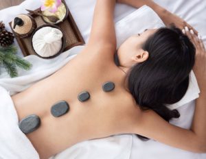 Người trẻ có nên đi massage trị liệu hay không?